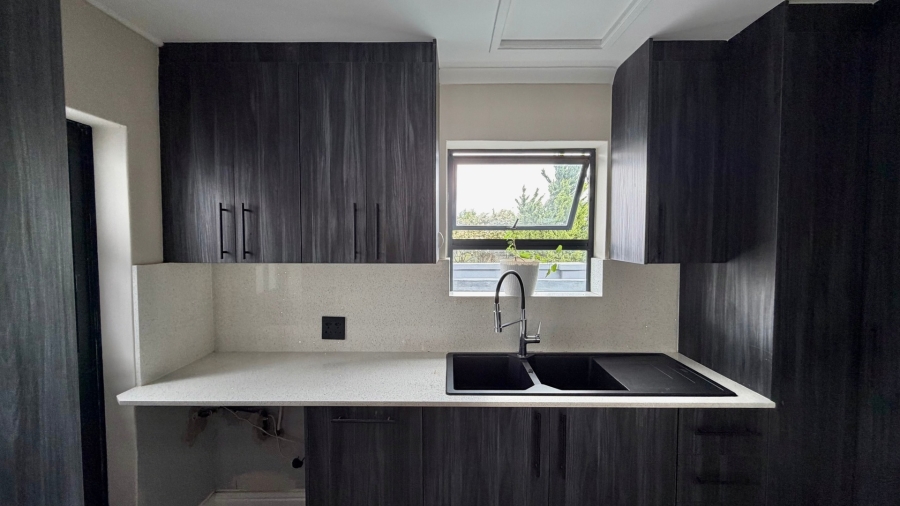 6 Bedroom Property for Sale in Fernwood Western Cape